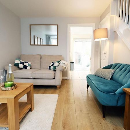 Apartamento Relaxing 2-Bed Coastal Escape In Port Talbot Exterior foto