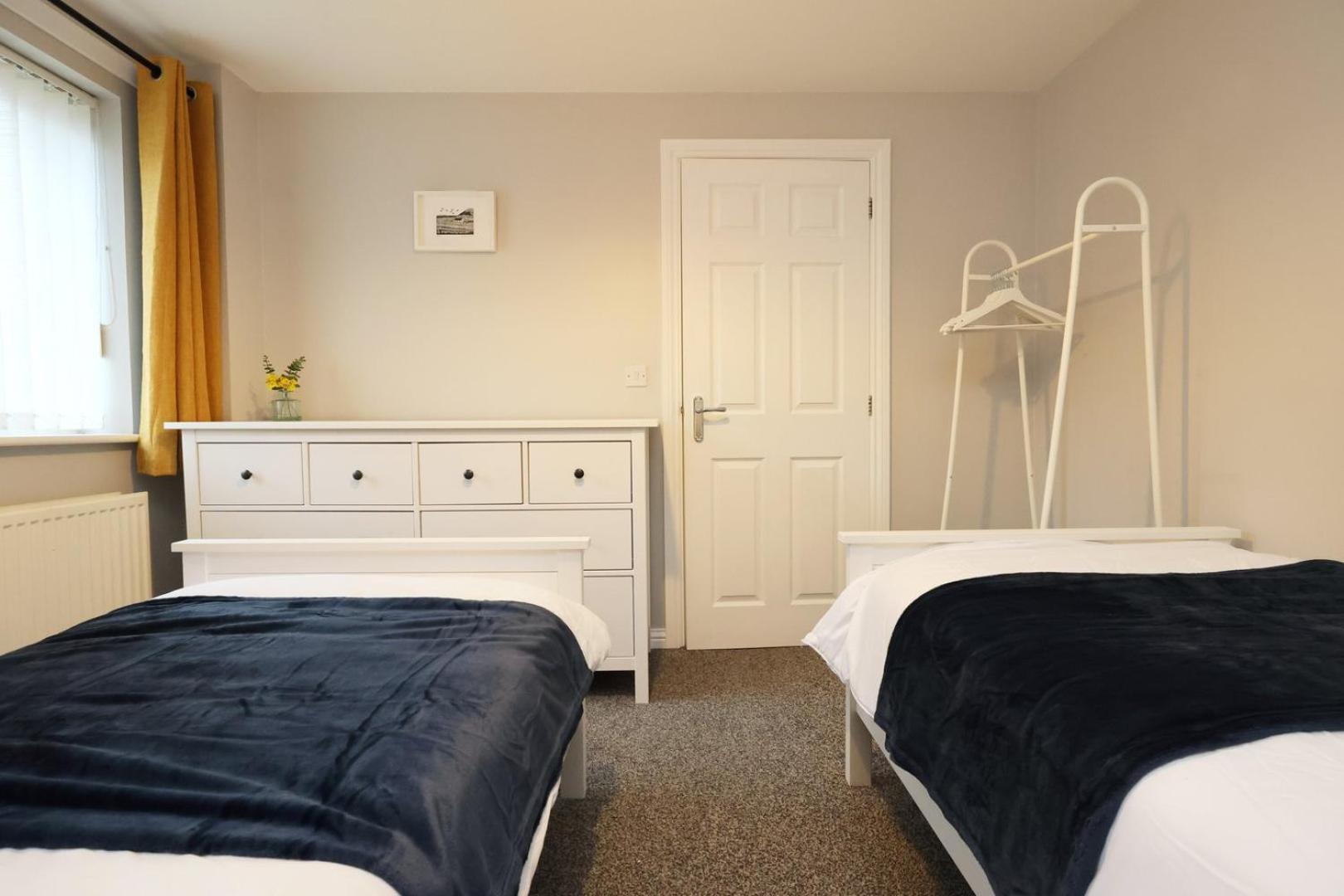 Apartamento Relaxing 2-Bed Coastal Escape In Port Talbot Exterior foto