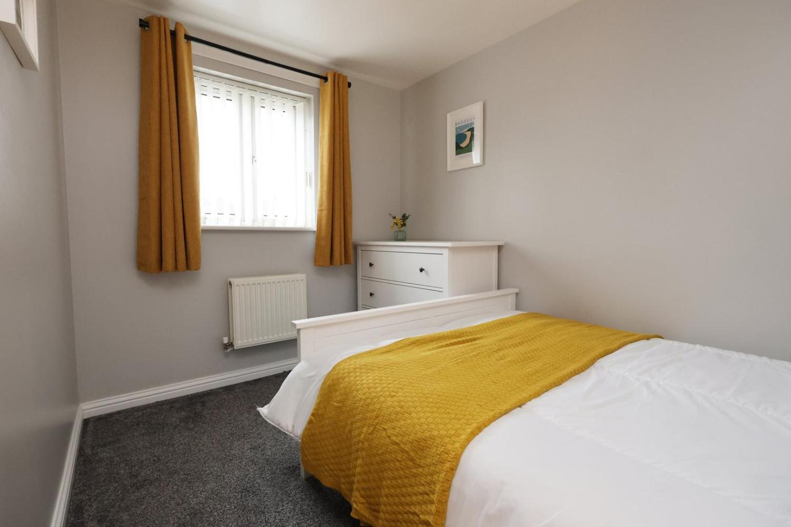Apartamento Relaxing 2-Bed Coastal Escape In Port Talbot Exterior foto