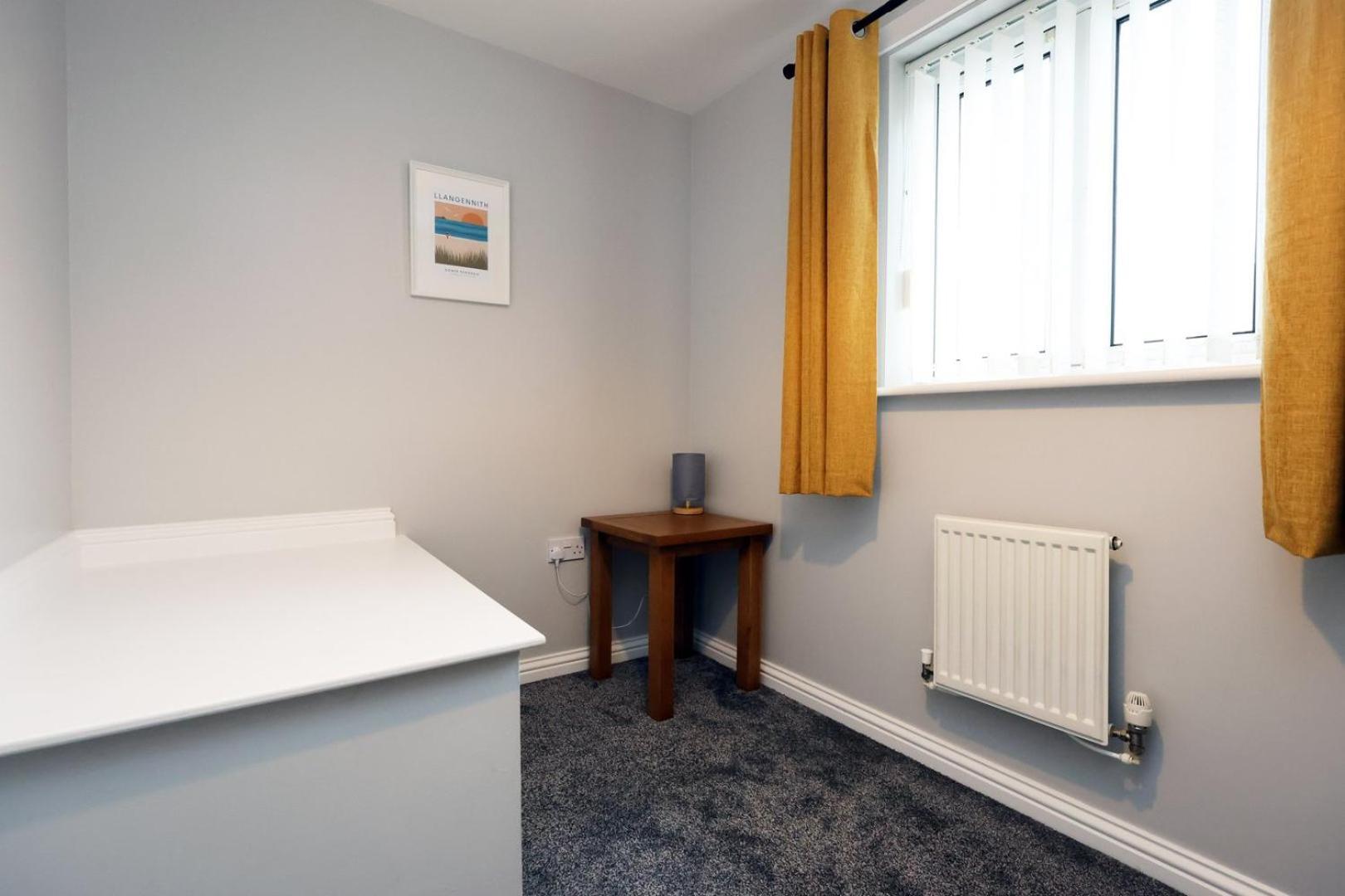 Apartamento Relaxing 2-Bed Coastal Escape In Port Talbot Exterior foto